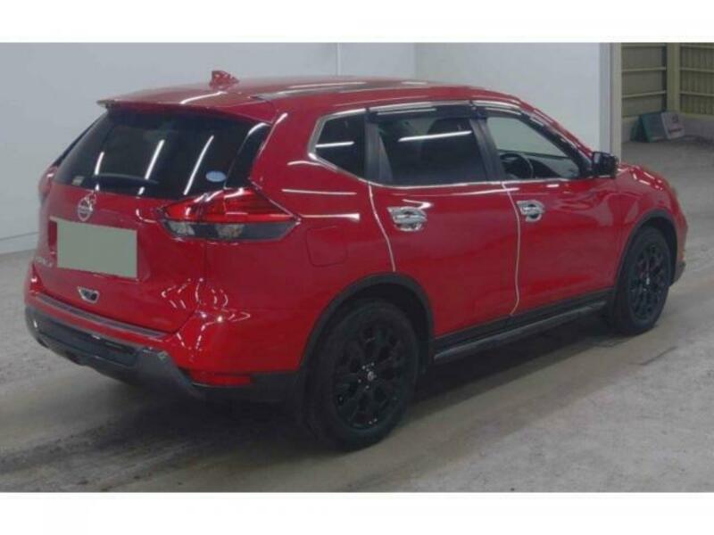 X-TRAIL-1