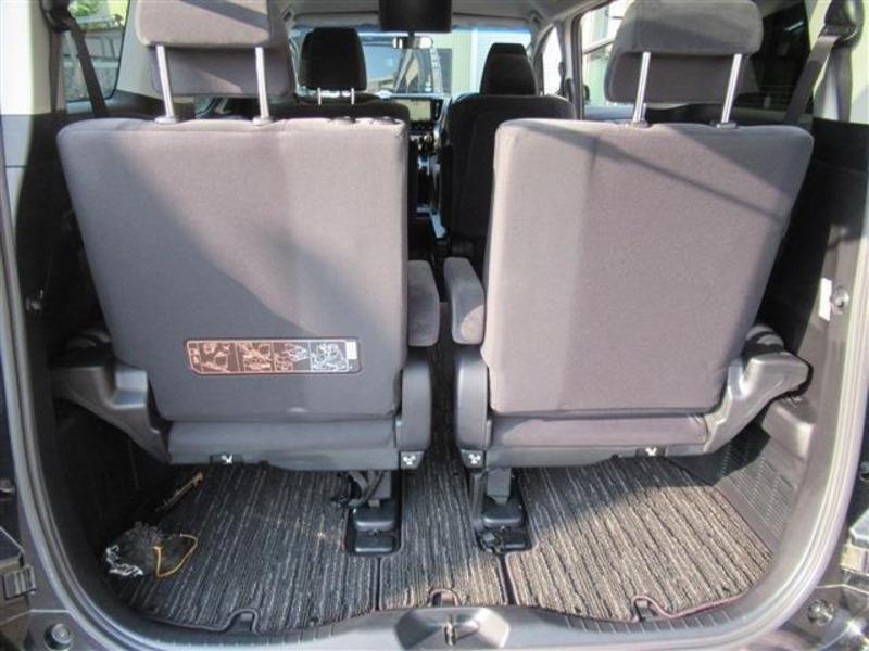VELLFIRE-13