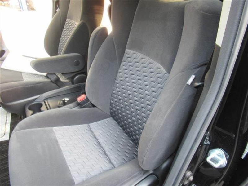 VELLFIRE-16