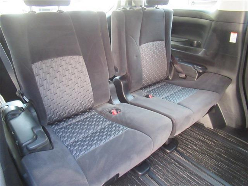 VELLFIRE-12