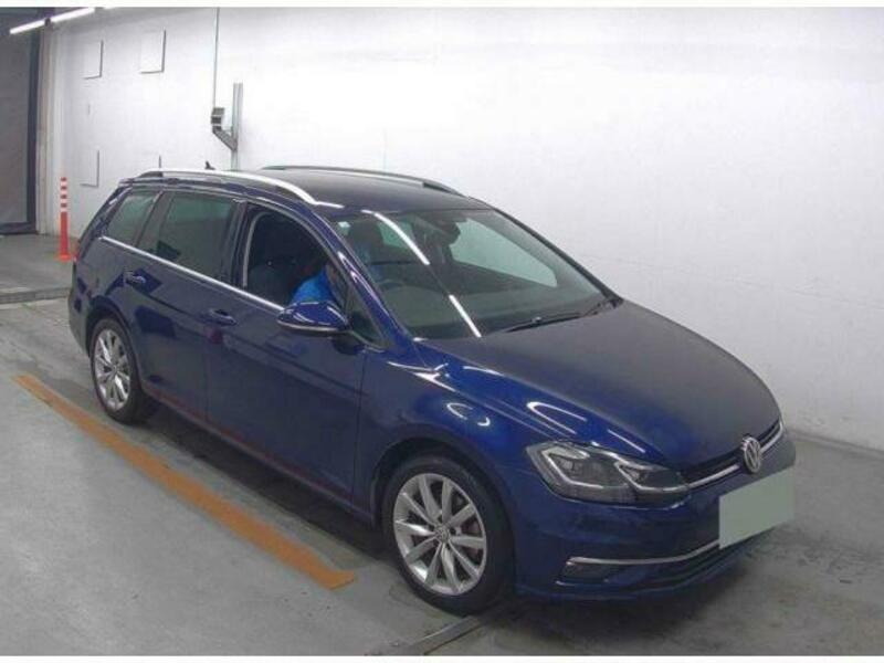 GOLF VARIANT
