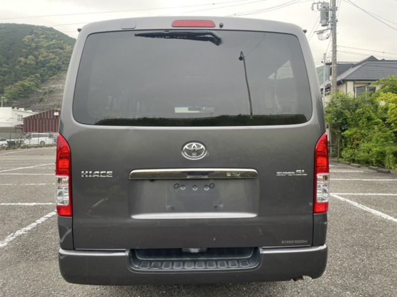 HIACE VAN