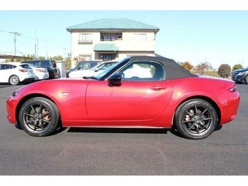 ROADSTER