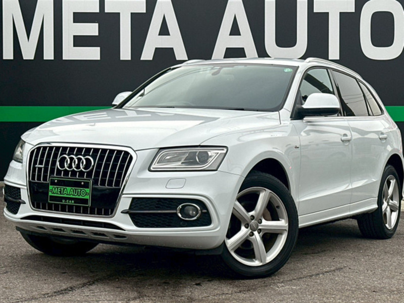 AUDI　Q5