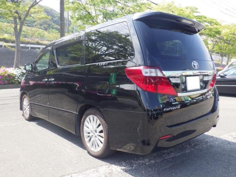 ALPHARD-12