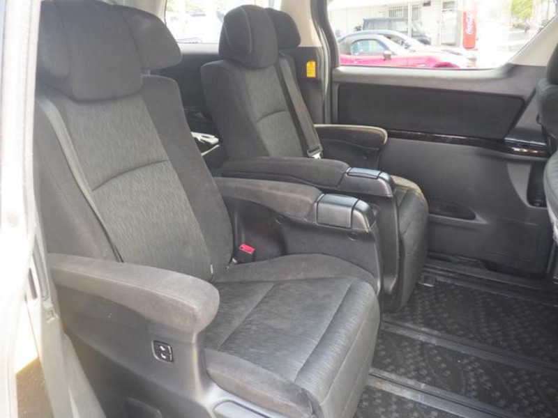 ALPHARD-18