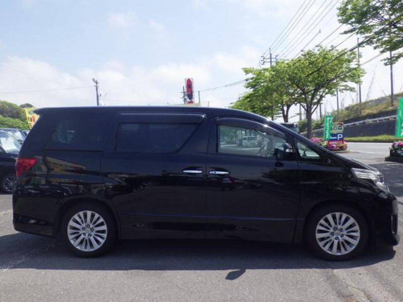 ALPHARD-9