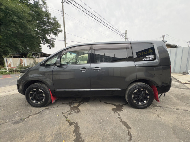 DELICA D5