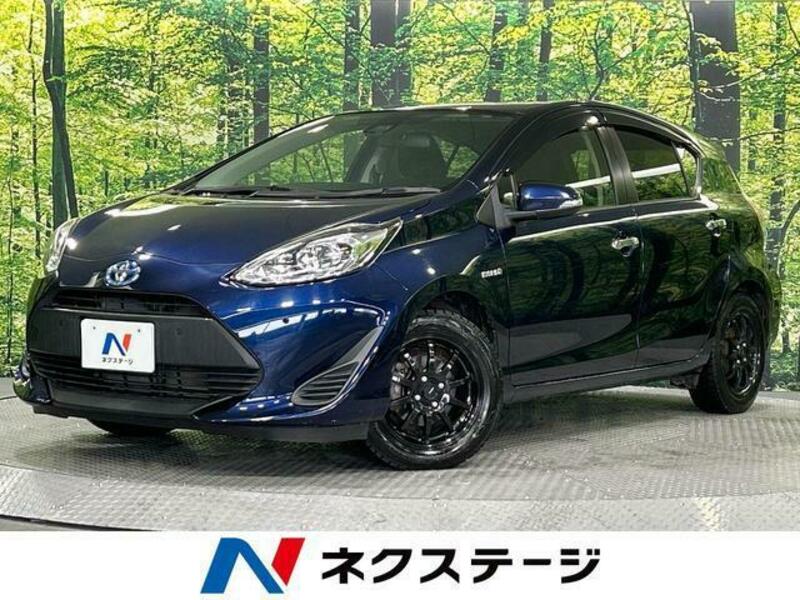 TOYOTA　AQUA