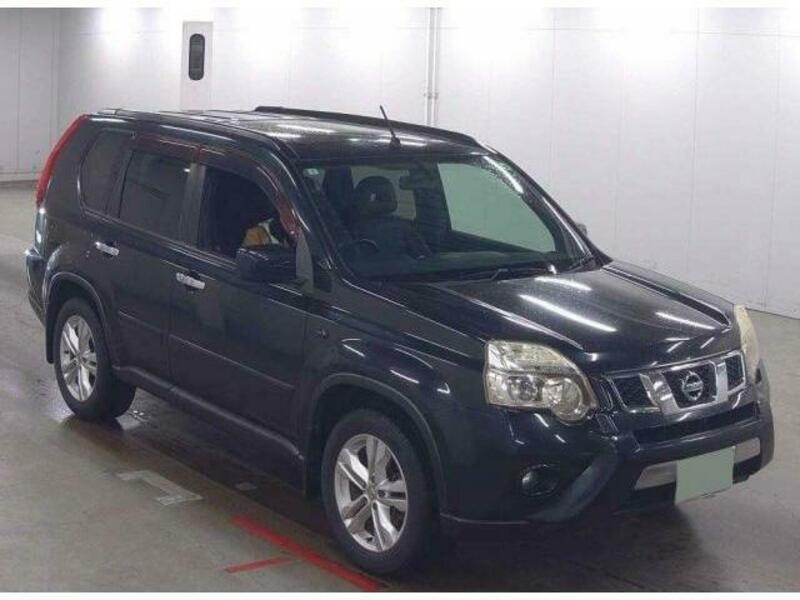 X-TRAIL