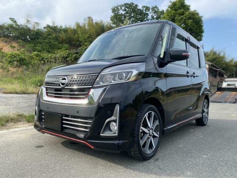 NISSAN DAYZ ROOX
