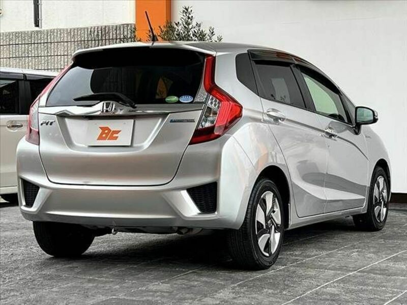 FIT HYBRID