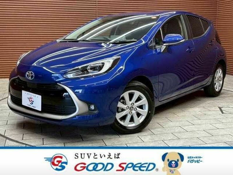 TOYOTA　AQUA