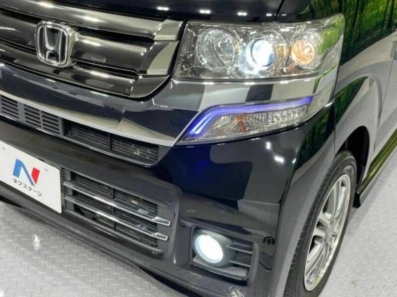 N BOX CUSTOM