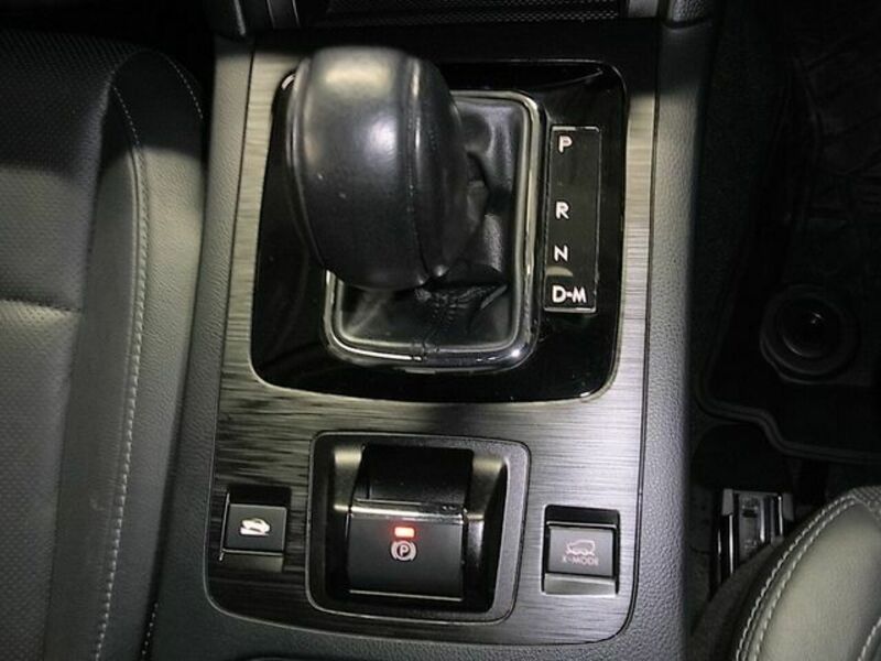 LEGACY OUTBACK-17