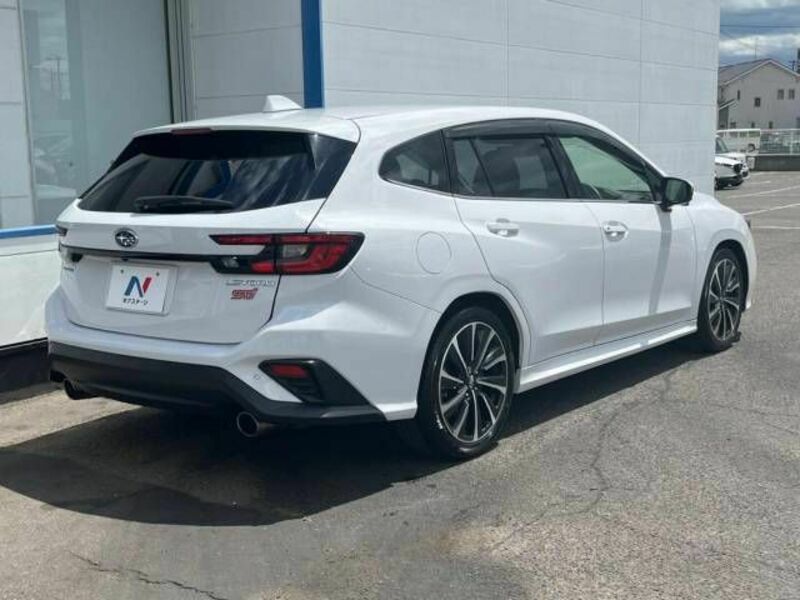 LEVORG-16