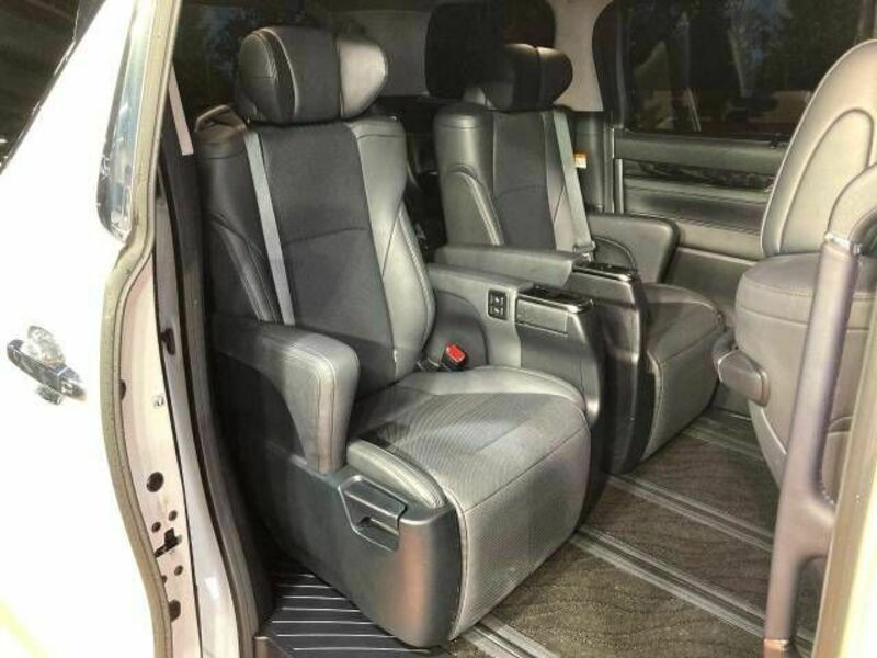 ALPHARD-9