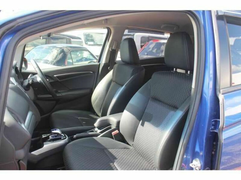 FIT HYBRID