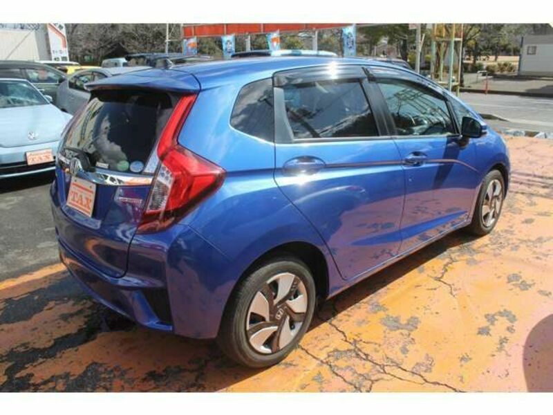 FIT HYBRID