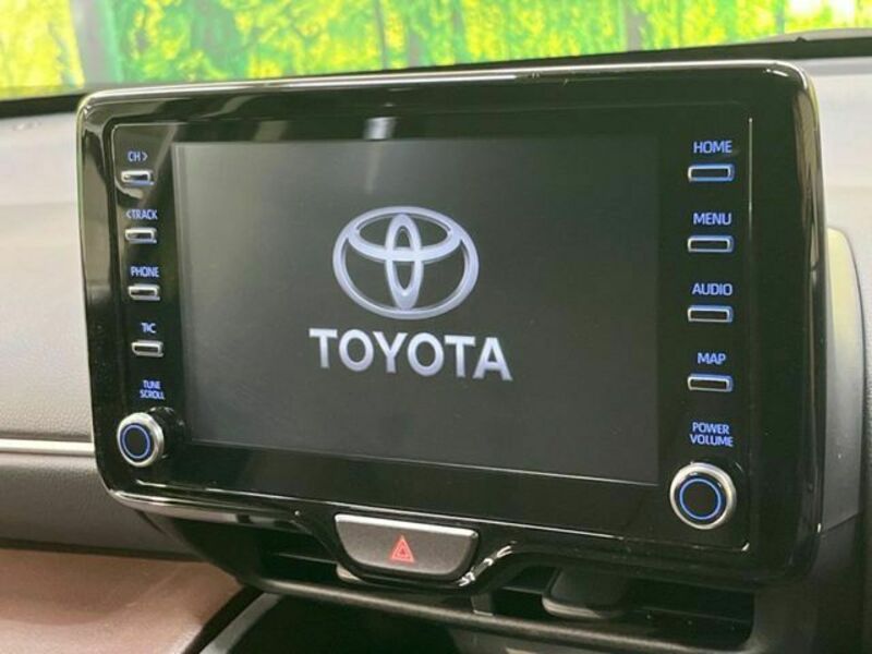YARIS CROSS-2