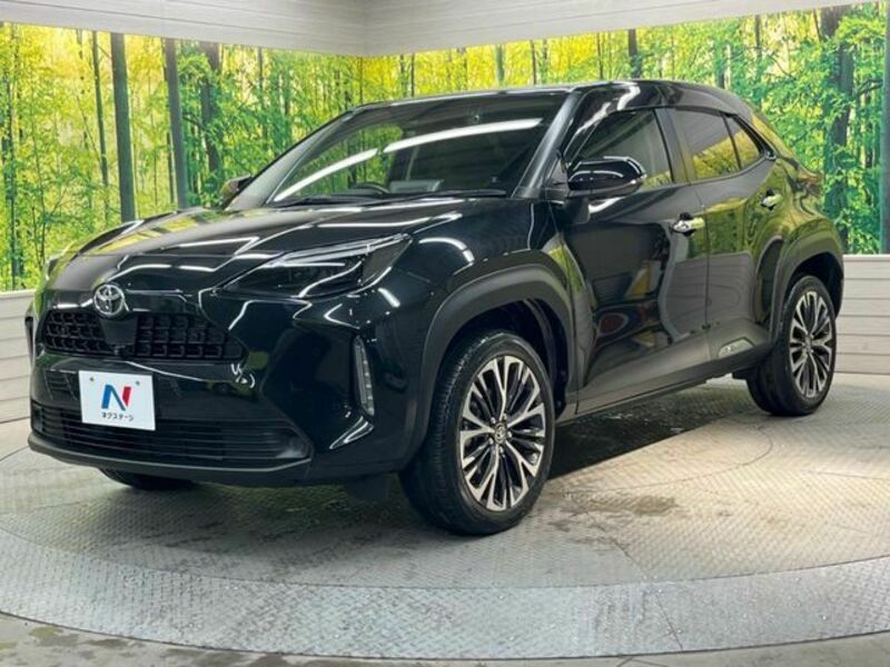 YARIS CROSS-15