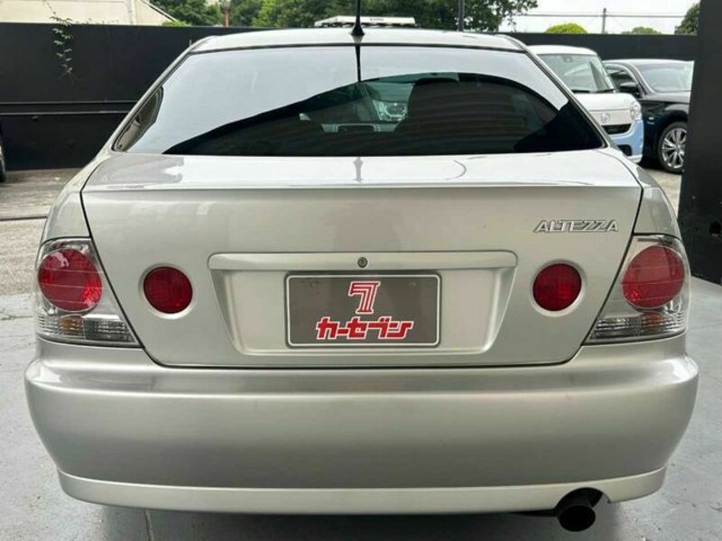 ALTEZZA