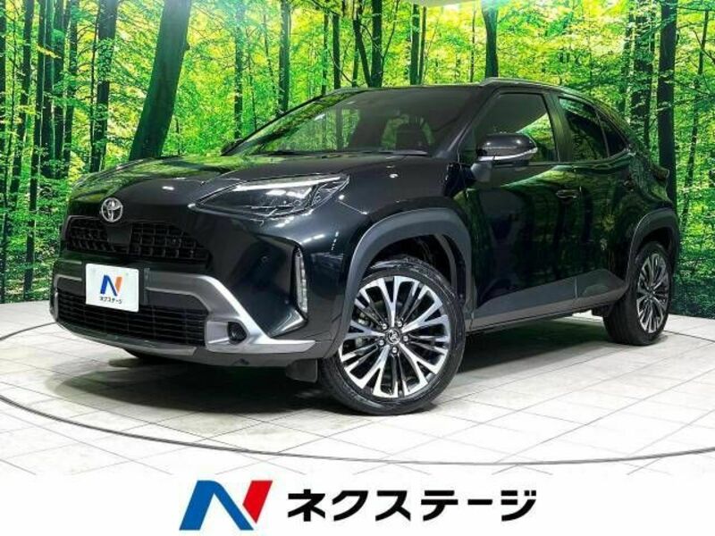 YARIS CROSS