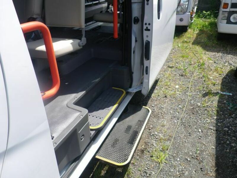 NV350 CARAVAN