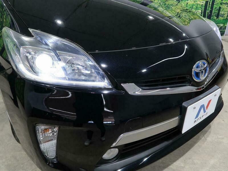 PRIUS PHV