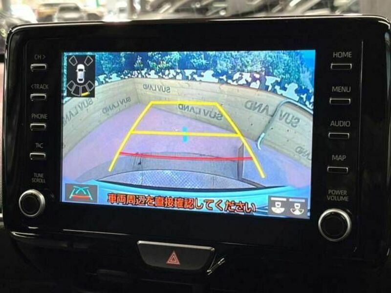 YARIS CROSS-3