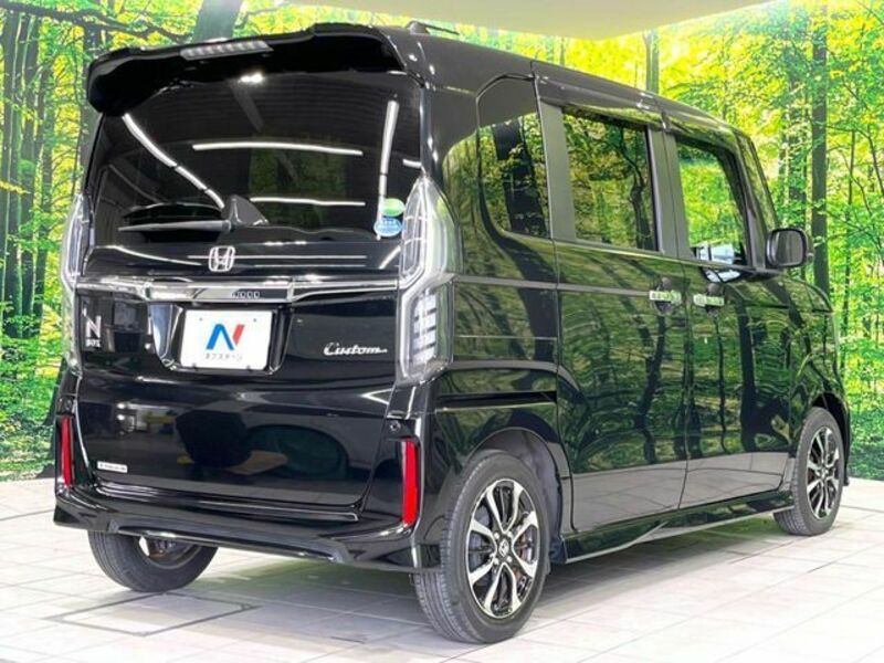 N BOX CUSTOM