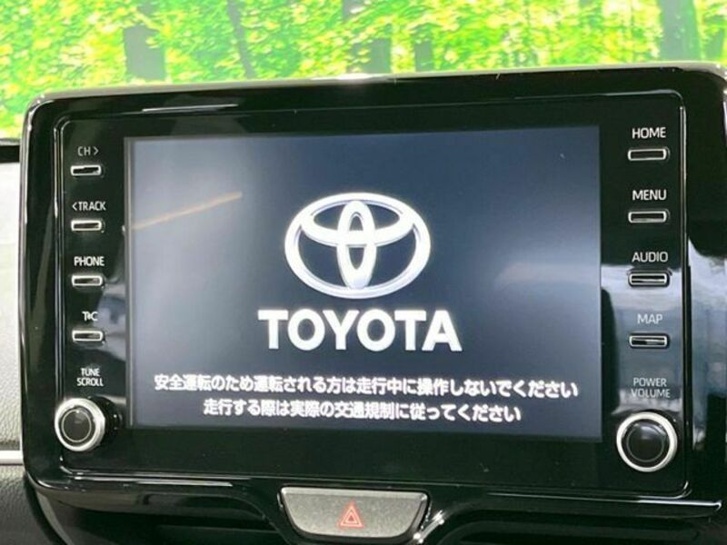 YARIS CROSS