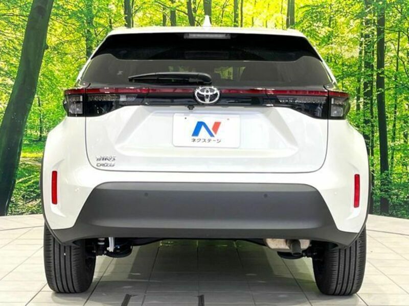 YARIS CROSS