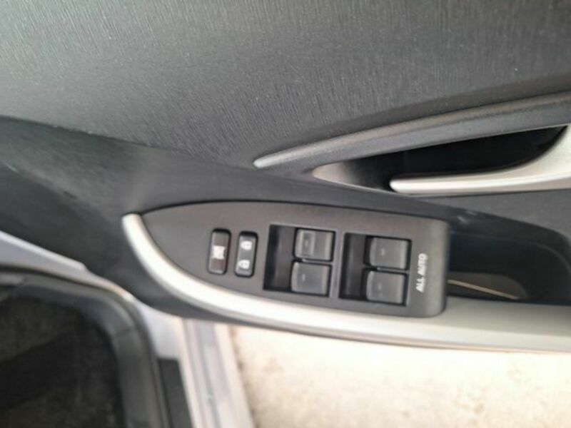 PRIUS-17