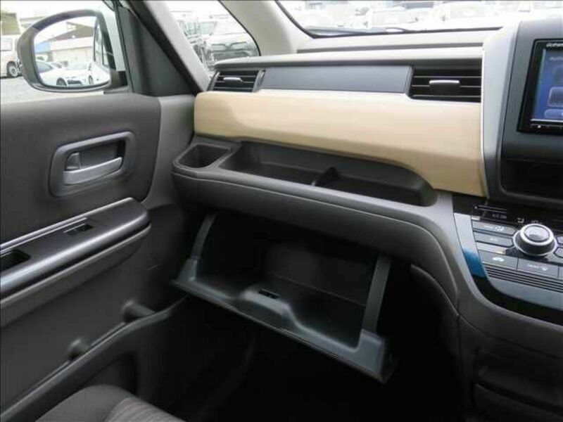 FREED HYBRID-12