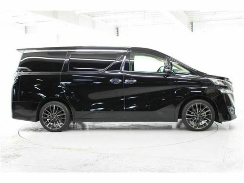VELLFIRE-6