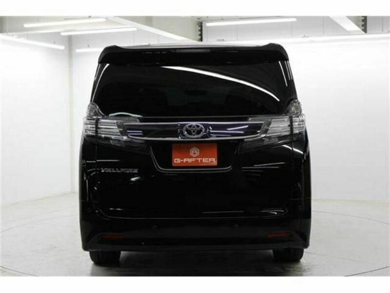 VELLFIRE-7