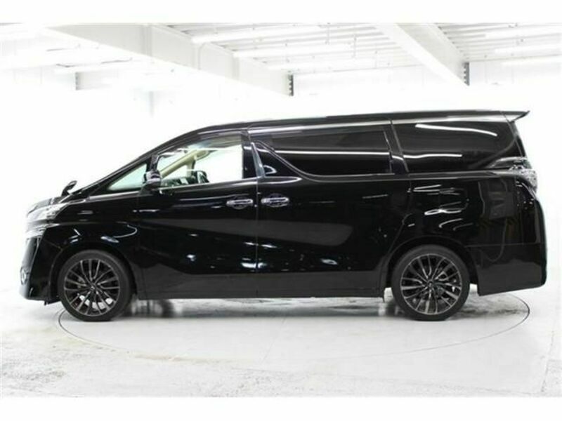 VELLFIRE-8