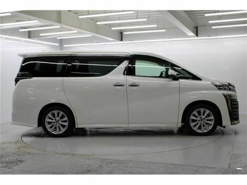 VELLFIRE-6
