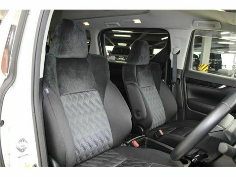 VELLFIRE-12
