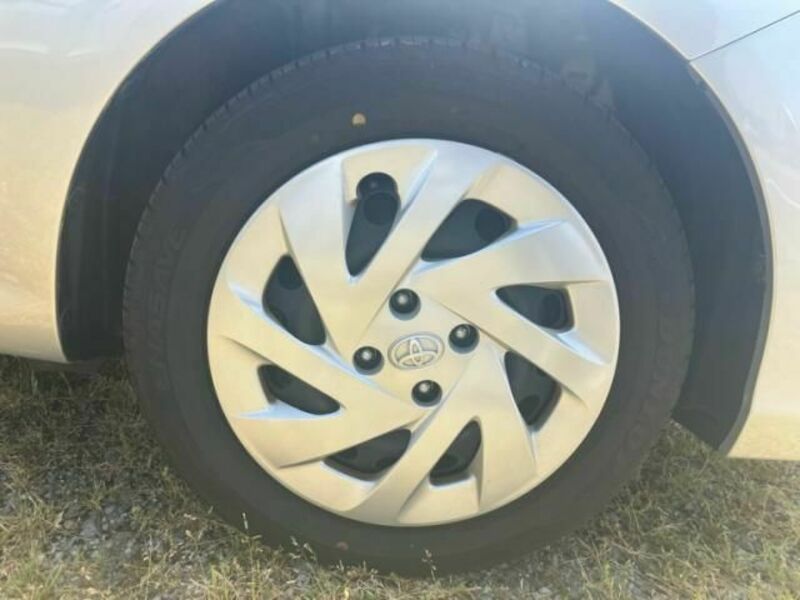 COROLLA AXIO