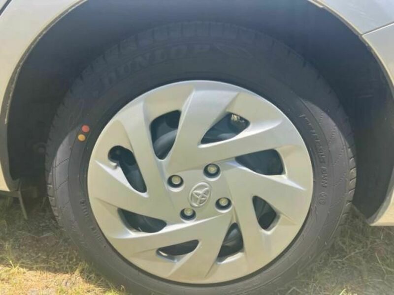 COROLLA AXIO