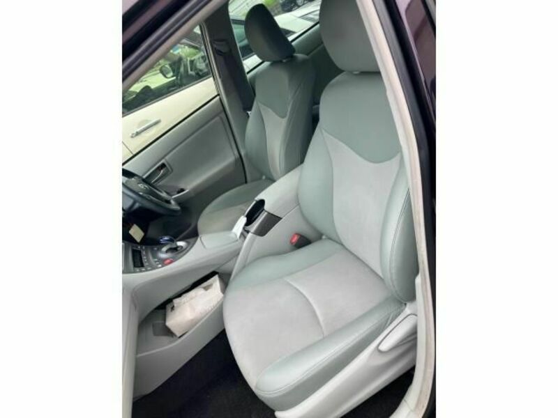 PRIUS-7