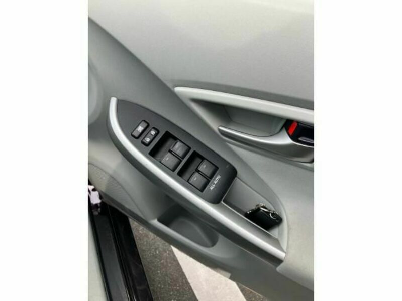 PRIUS-13