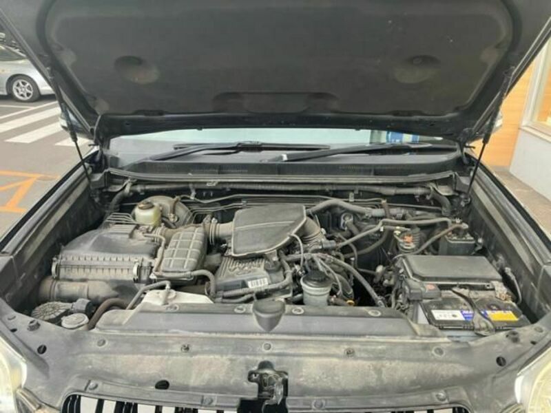LAND CRUISER PRADO-14