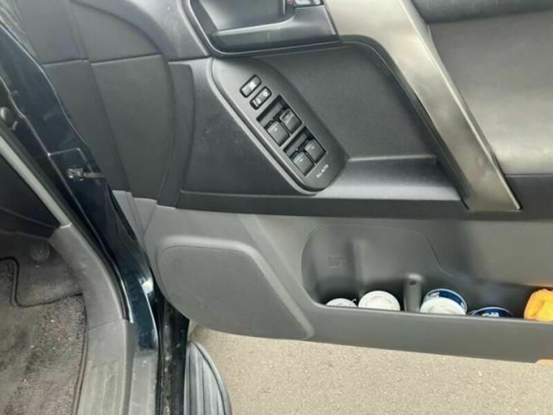 LAND CRUISER PRADO-17