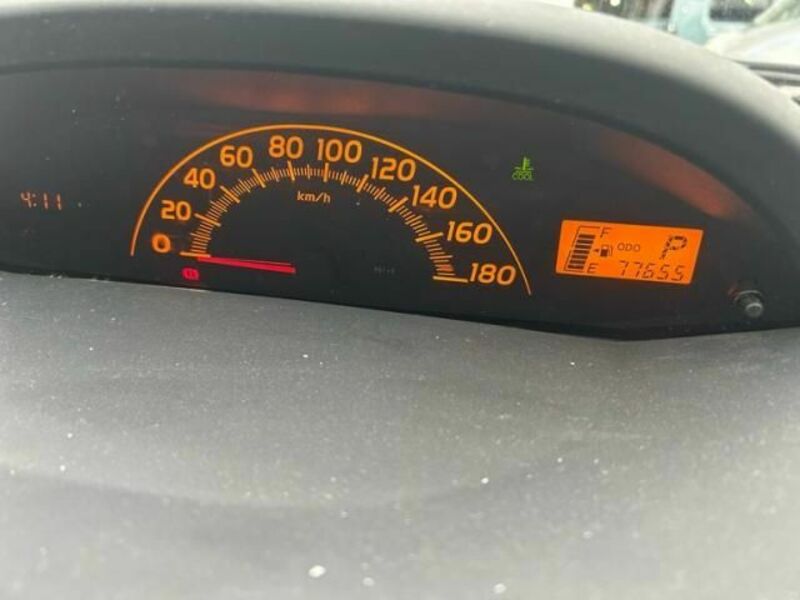 TOYOTA　VITZ
