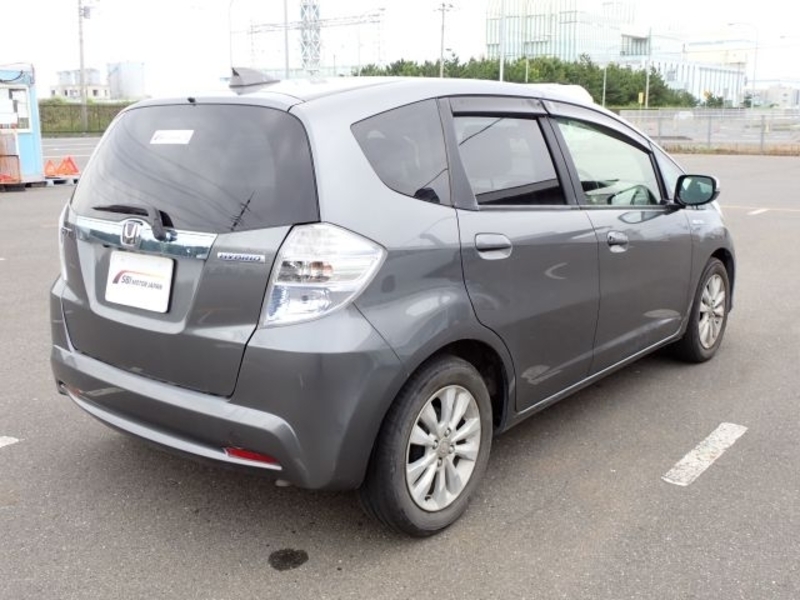 FIT HYBRID