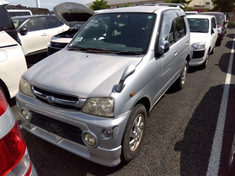 DAIHATSU TERIOS KID