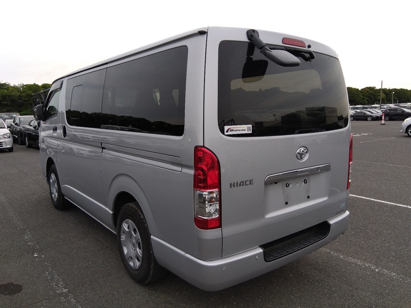 HIACE VAN
